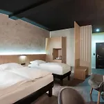 トリップ バイ ウィンダム ノイシュタット ホテル 3*