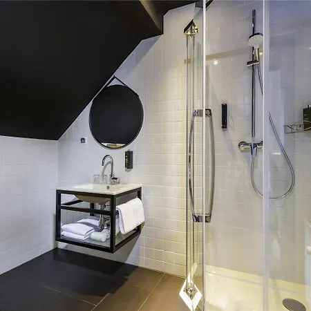 Hotel Ibis Styles Neustadt 3*