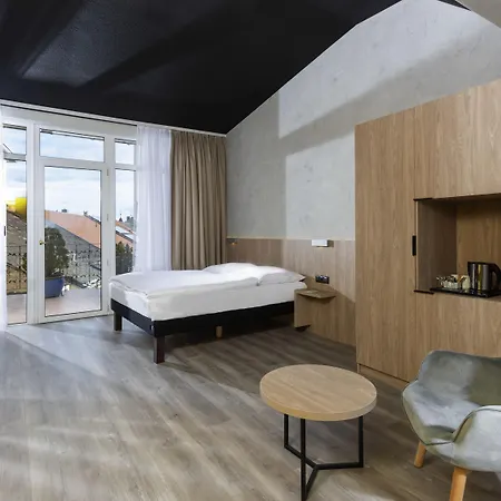 Ibis Styles Neustadt מלון