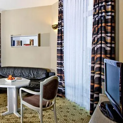 Ibis Styles Neustadt 3* Drezno