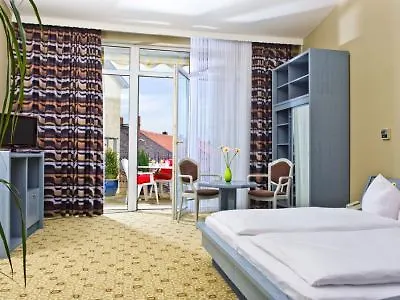 Отель Ibis Styles Neustadt
