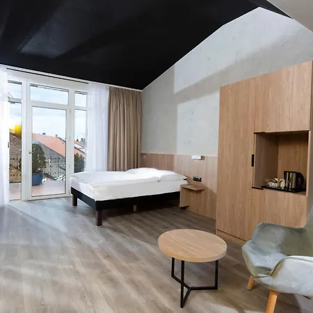 Ibis Styles Neustadt فندق