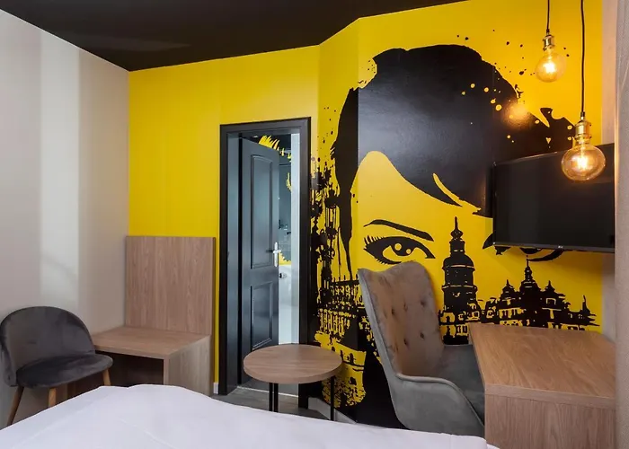 Ibis Styles Neustadt Hotel 3*