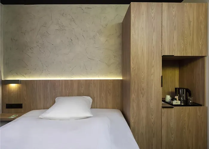 Ibis Styles Neustadt Hotel 3*