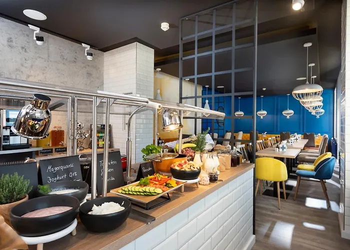 Отель Ibis Styles Neustadt